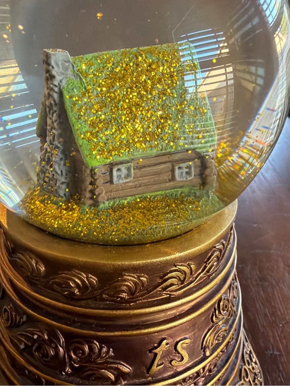 💚RARE! Taylor Swift Folklore Snow Globe ✨ - Picture 4 of 7